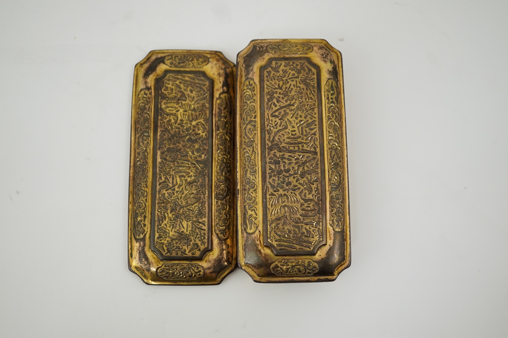 A Japanese Sawasa ware gilt copper tobacco box, first half 18th century